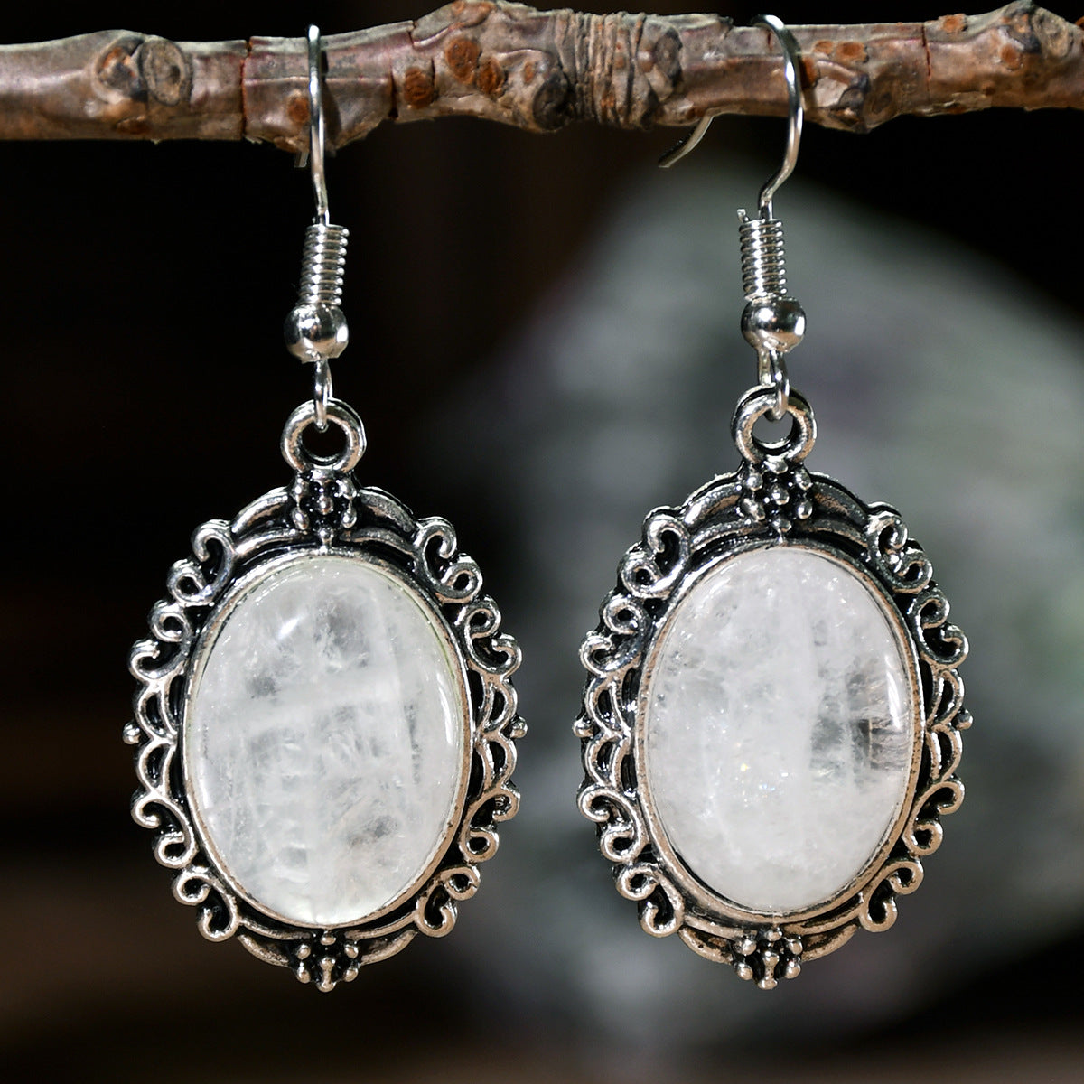 Wholesale retro hollow crystal natural stone pendant earrings